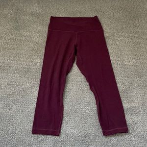 Lululemon - Crop Aligns - Cassis - Size 8